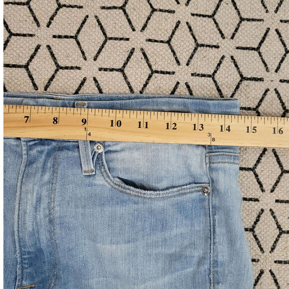 GOOD AMERICAN GOOD WAIST LIGHT WASH JEANS, SZ 6/28 - Picture 12 of 14